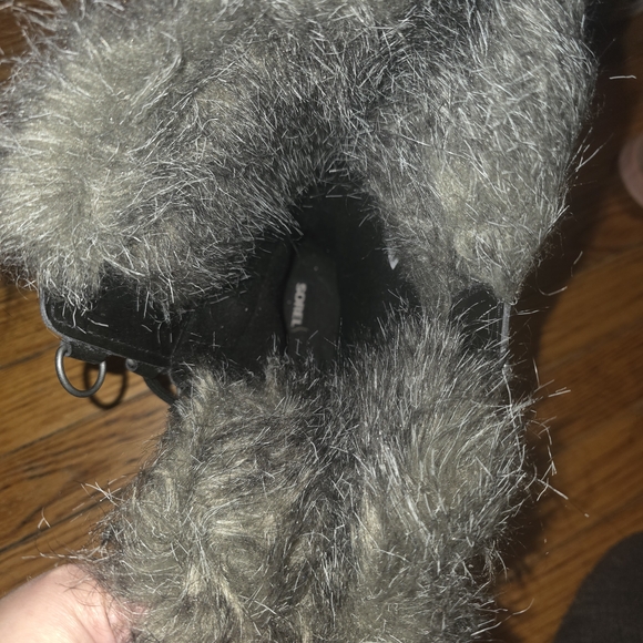 Sorel Women's Black Winter Boots - Picture 6 of 15